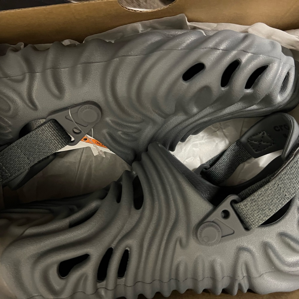 Salehe bembury clogs x croc